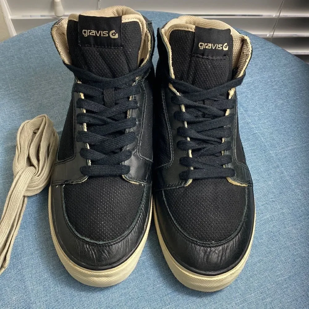 Gravis black men’s Lowdown Hi Cut hemp skate shoes size 11.5